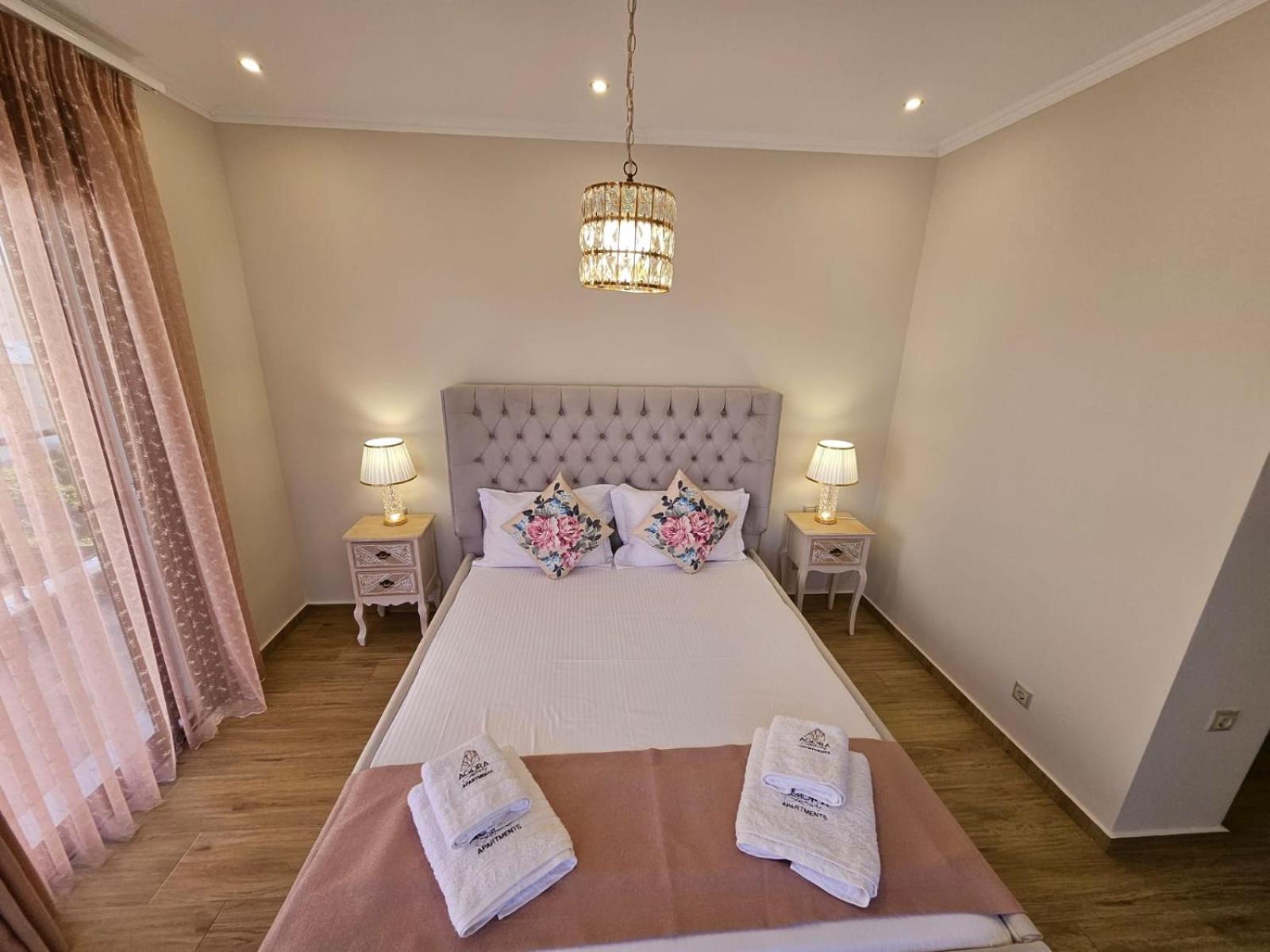 לוטראקי Agora Luxury Villa I מראה חיצוני תמונה