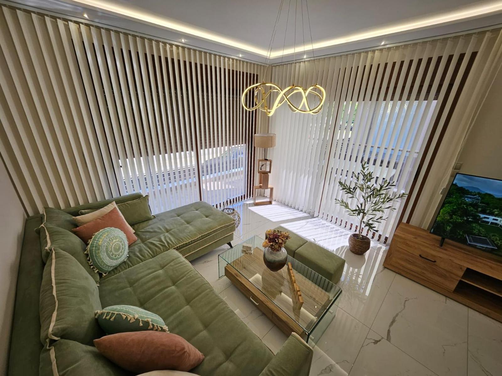 לוטראקי Agora Luxury Villa I מראה חיצוני תמונה
