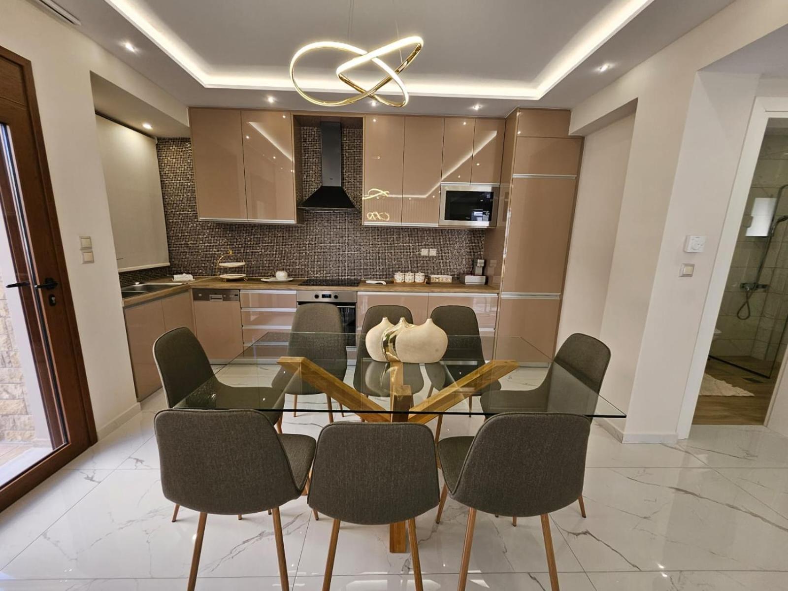 לוטראקי Agora Luxury Villa I מראה חיצוני תמונה